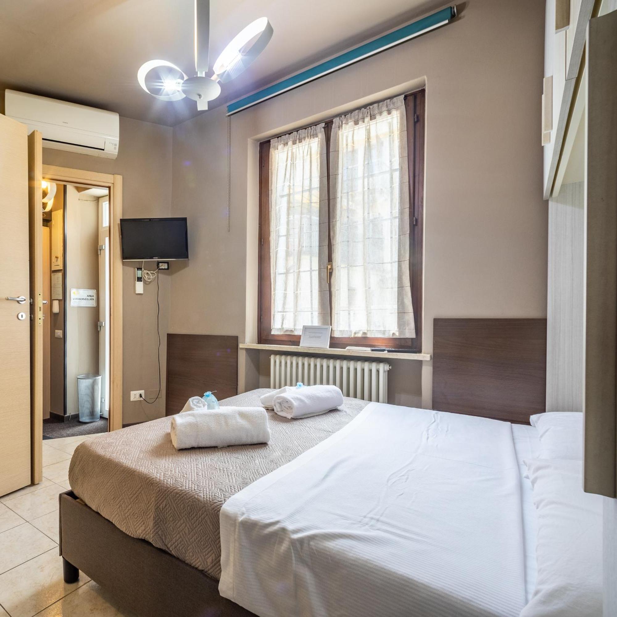 ורונה Italstay - Nuova Residenza Romeo - Affittacamere מראה חיצוני תמונה